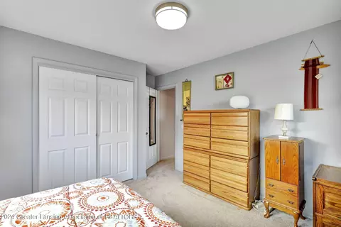 Bedroom - 5417 Marsh Rd, Haslett, MI 48840 photo 2 of 6