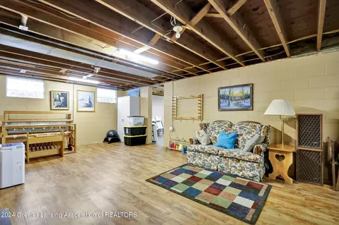 Living - 5417 Marsh Rd, Haslett, MI 48840 photo 5 of 5