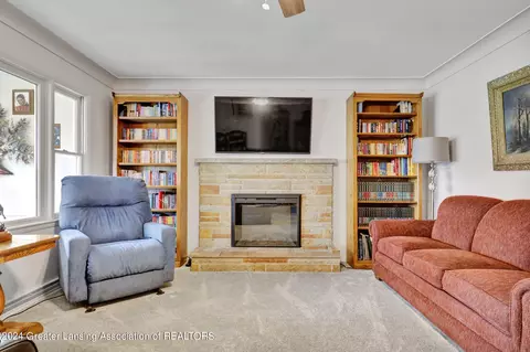 Living - 5417 Marsh Rd, Haslett, MI 48840 photo 3 of 5
