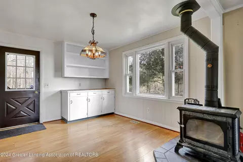 Kitchen - 811 E Holt Rd, Williamston, MI 48895 photo 3 of 3