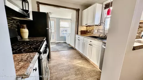 210 E Jefferson St, Dewitt, MI 48820 photo 10