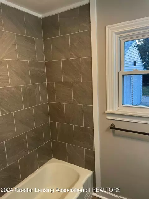 3234 E Round Lake Rd, Dewitt, MI 48820 photo 9