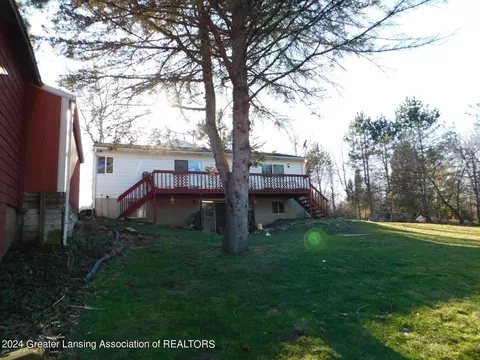 Exterior - 377 E Dexter Trl, Mason, MI 48854 photo 5 of 6