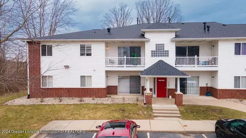 809 Carom Cir, Mason, MI 48854