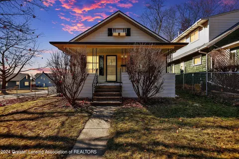 1038 Parker St, Lansing, MI 48912