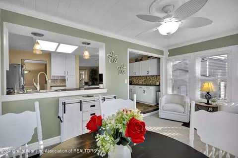 Living - 6501 Cheshire Dr, Dimondale, MI 48821 photo 4 of 6