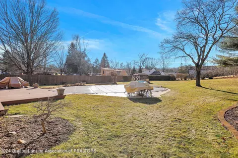 Exterior - 6501 Cheshire Dr, Dimondale, MI 48821 photo 8 of 17