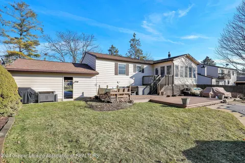 Exterior - 6501 Cheshire Dr, Dimondale, MI 48821 photo 7 of 17