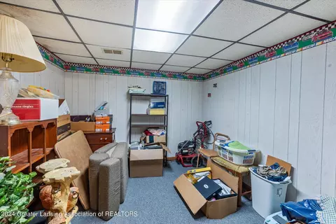 Living - 1501 W Dill Rd, Dewitt, MI 48820 photo 6 of 8
