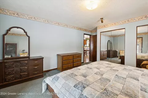 Bedroom - 1501 W Dill Rd, Dewitt, MI 48820 photo 3 of 6
