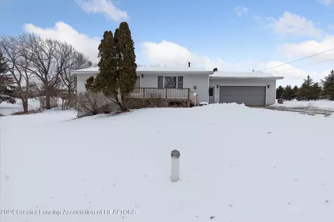 Exterior - 1501 W Dill Rd, Dewitt, MI 48820 photo 2 of 9