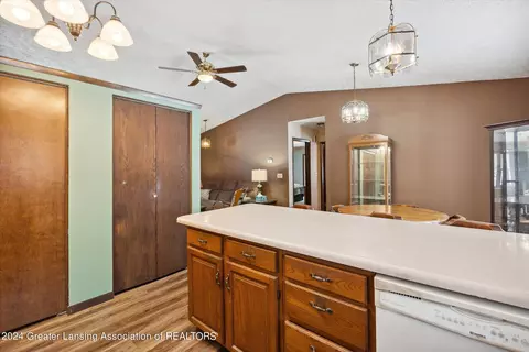 Kitchen - 1501 W Dill Rd, Dewitt, MI 48820 photo 6 of 6