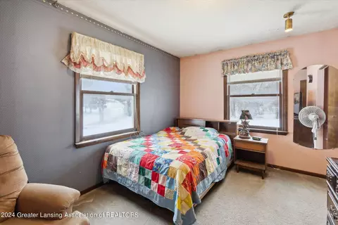 Bedroom - 1501 W Dill Rd, Dewitt, MI 48820 photo 4 of 6