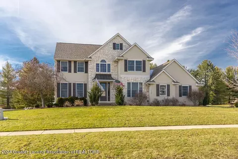 13142 Blaisdell Dr, Dewitt, MI 48820
