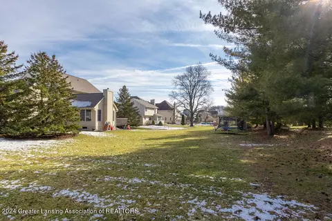 Exterior - 13142 Blaisdell Dr, Dewitt, MI 48820 photo 7 of 9