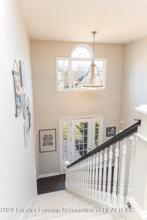 Entry Way - 13142 Blaisdell Dr, Dewitt, MI 48820 photo 5 of 7