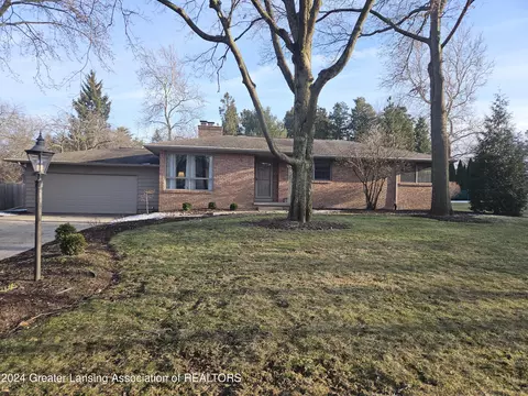 2343 Huron Hill Dr, Okemos, MI 48864