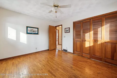 Bedroom - 508 W Geneva Dr, Dewitt, MI 48820 photo 3 of 5