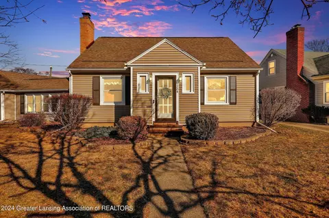 1209 Parkdale Ave, Lansing, MI 48910