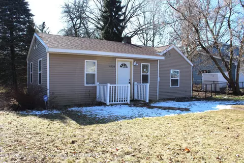 4404 Ballard Rd, Lansing, MI 48911