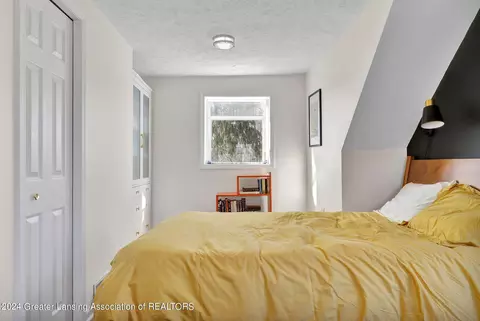Bedroom - 5695 Potter St, Haslett, MI 48840 photo 6 of 8