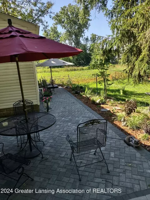 Exterior - 5695 Potter St, Haslett, MI 48840 photo 7 of 14