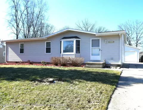3114 Avalon St, Lansing, MI 48911