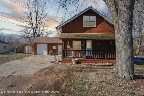 16910 Jones Lake Rd, Lansing, MI 48906