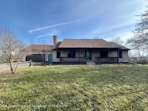 7097 W Mount Hope Hwy, Mulliken, MI 48861