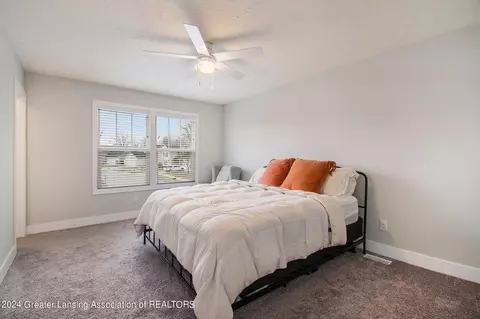 Bedroom - 4614 Bison Dr, Holt, MI 48842 photo 1 of 5