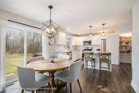 Dining - 4614 Bison Dr, Holt, MI 48842 photo 2 of 2