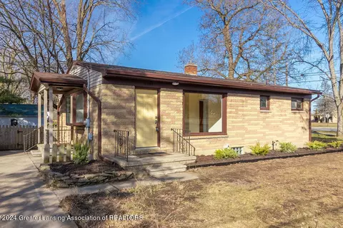 Exterior - 5683 Buckingham Rd, Haslett, MI 48840 photo 4 of 10