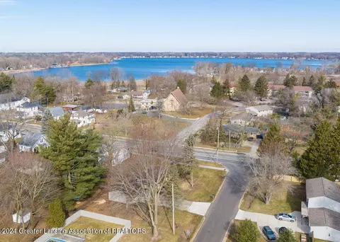 View/Area - 5683 Buckingham Rd, Haslett, MI 48840 photo 1 of 5