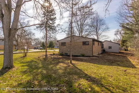 Exterior - 5683 Buckingham Rd, Haslett, MI 48840 photo 9 of 10