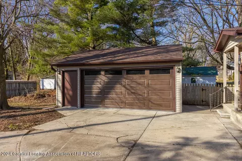 Exterior - 5683 Buckingham Rd, Haslett, MI 48840 photo 5 of 10