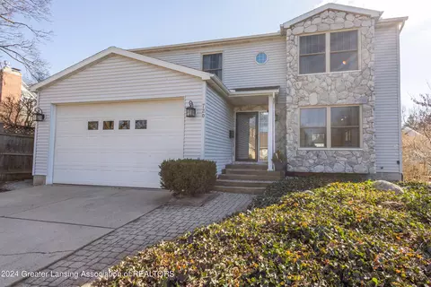 720 Chittenden Dr, East Lansing, MI 48823