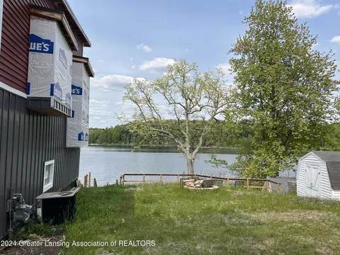 13415 NE Old 14 Mile Rd, Greenville, MI 48838