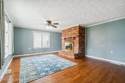 Living - 3012 Young Ave, Lansing, MI 48906 photo 1 of 3