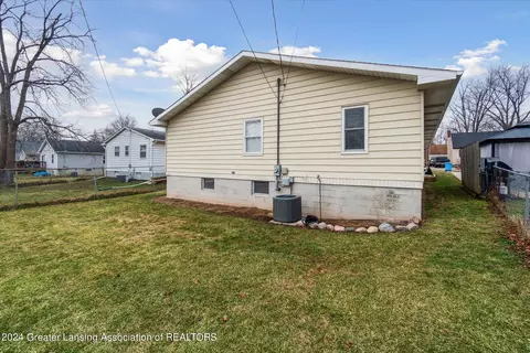 Exterior - 3012 Young Ave, Lansing, MI 48906 photo 11 of 11