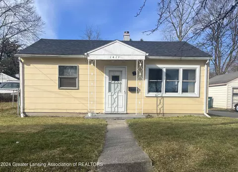1411 Christopher St, Lansing, MI 48906