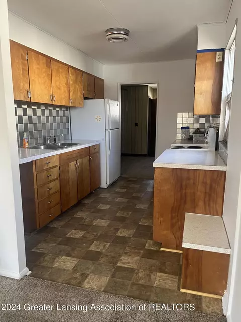 Kitchen - 1411 Christopher St, Lansing, MI 48906 photo 4 of 4