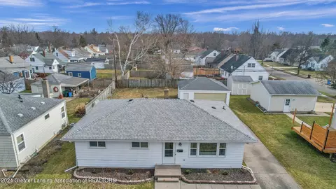 2515 Alpha St, Lansing, MI 48910