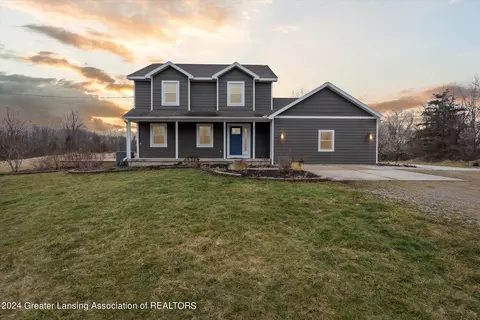 9587 W Eaton Hwy Hwy, Grand Ledge, MI 48837