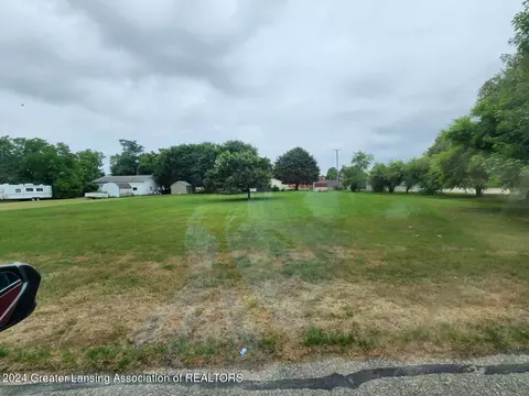 V/l W North Street, Pewamo, MI 48873