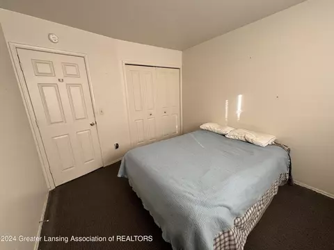 3557 Coachlight Common St, Lansing, MI 48911 photo 7
