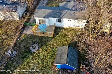 3557 Coachlight Common St, Lansing, MI 48911 photo 9