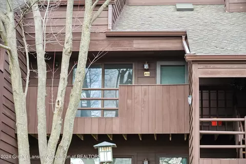 205 E Jolly Rd #A13, Lansing, MI 48910