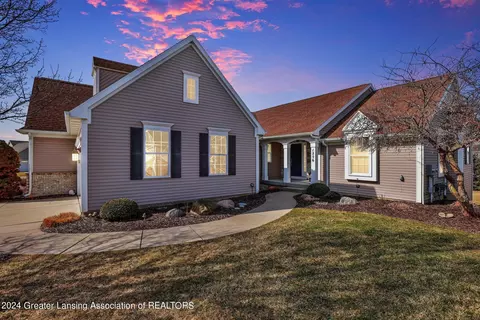 1256 Wineleaf Ln, Dewitt, MI 48820