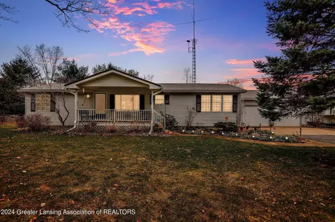 2406 Divine Hwy, Lyons, MI 48851