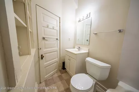 Bath - 508 N Walnut St, Lansing, MI 48933 photo 1 of 5